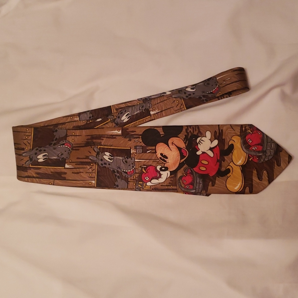 Vintage Disney Tie